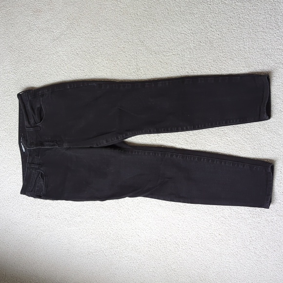 Old Navy Denim - 3 for $30. Black skinny jeans 6 short